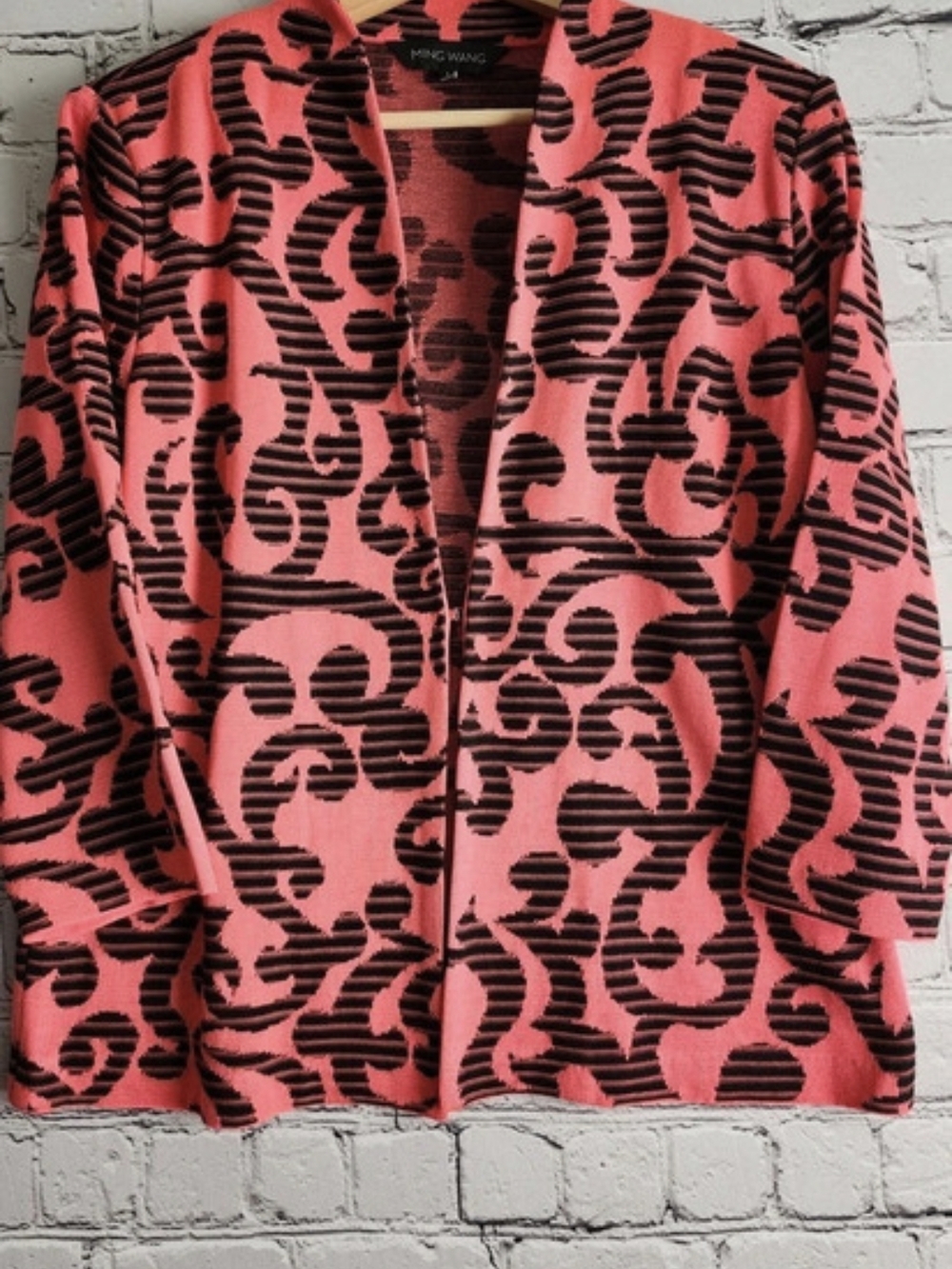 Ming Wang Abstract Jacquard Jacket in Coral & Black